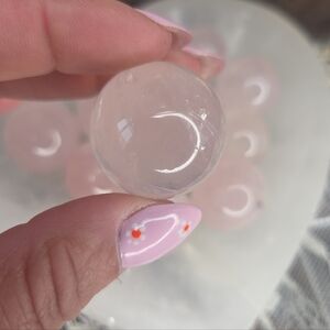 ONE Rose Quartz Mini Sphere
